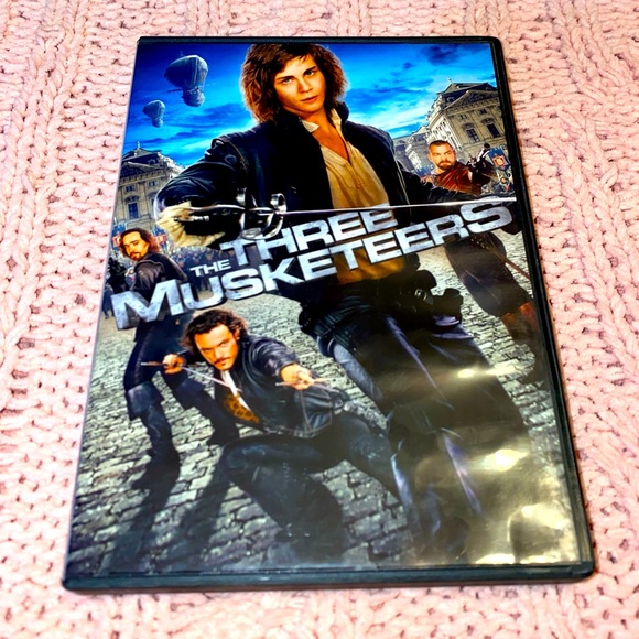 The Three Musketeers - DVD - Picture 1 of 3